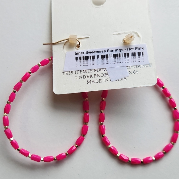 Vibrant Pink Beaded Teardrop Earrings - Picture 3 of 4